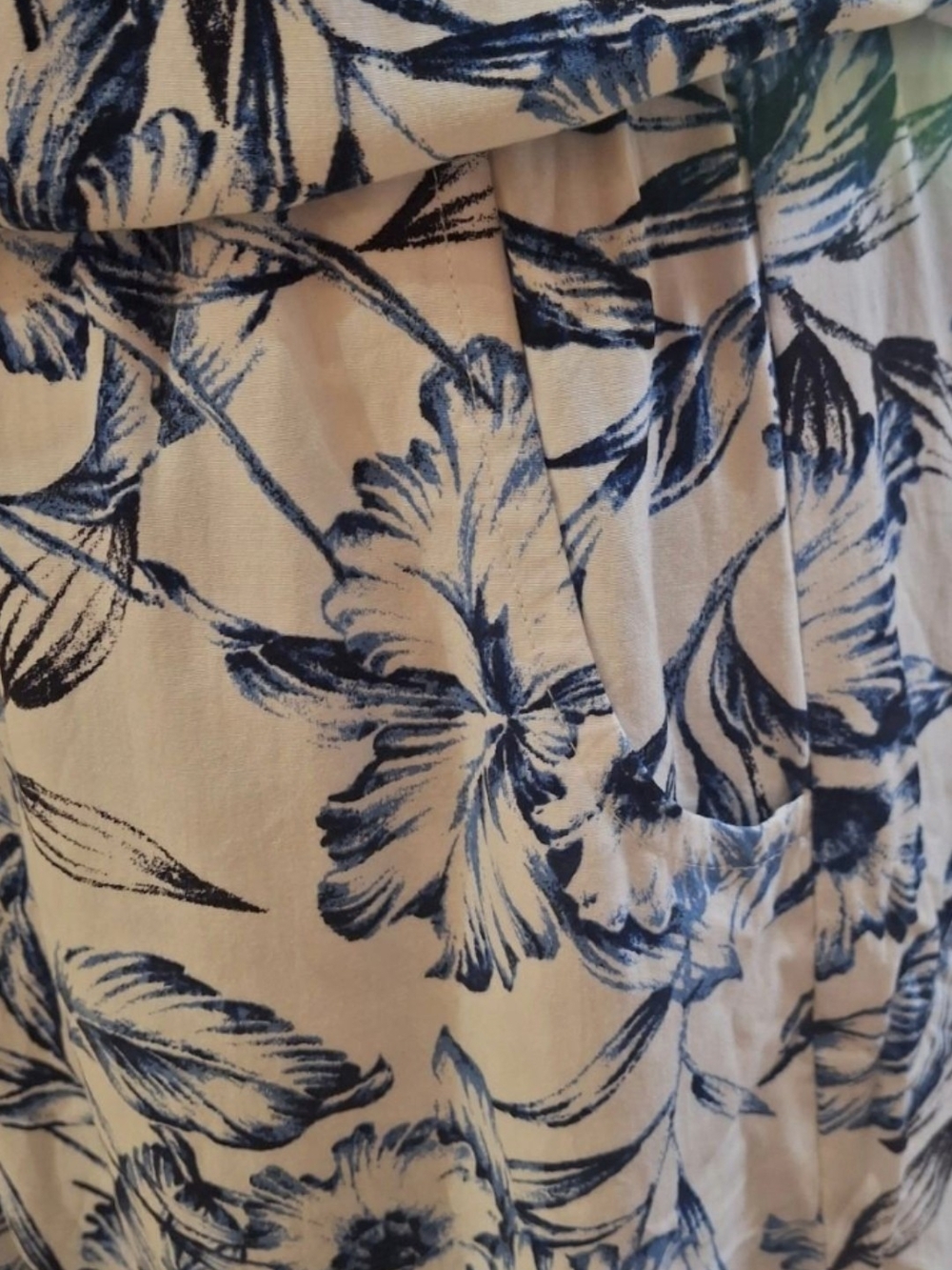 Tommy Bahama Navy and White Floral Halter Maxi Dress - Picture 5 of 7